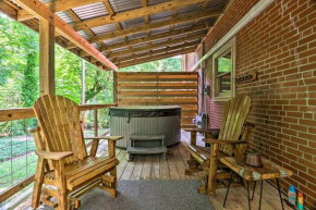 Luxury Creekside Maggie Valley Cabin with Deck! Maggie Valley